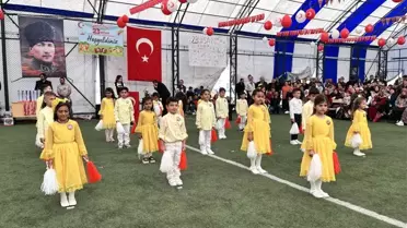 Çıldır İlkokulu'ndan 23 Nisan programı