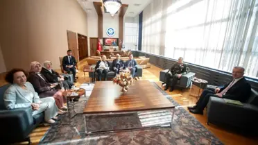 Timsal Karabekir, Erzincan Binali Yıldırım Üniversitesi'ni ziyaret etti
