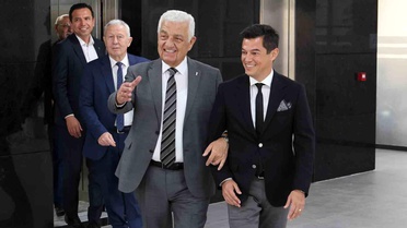 Marmaris Belediye Başkanı Acar Ünlü, eski Muğla Büyükşehir Belediye Başkanı Osman Gürün'ü makamında ağırladı