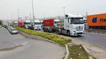 Beylikdüzü Ambarlı Limanı'nda Tır Kuyruğu İsyanı