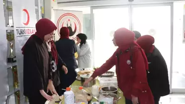 Havza Anadolu İmam Hatip Lisesi Türk Kızılayı Yararına Kermes Düzenledi