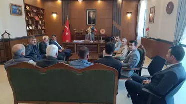Baskil Kaymakamı Kundakçı'ya Muhtarlar Derneği Ziyareti