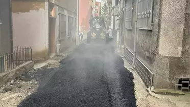 Ortahisar Belediye Başkanı Ahmet Kaya, yol ve kaldırım çalışmalarını sürdürüyor