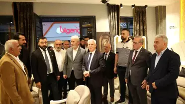 Bursa Büyükşehir Belediye Başkanı Mustafa Bozbey, İnegöl Mobilya Fuarı'nı ziyaret etti