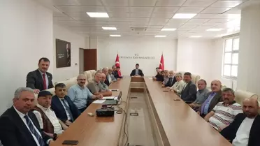 Trabzon'da Kaymakam Erbek, muhtarlarla buluştu