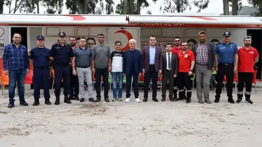 Finike Kaymakamı, Belediye Başkanı ve Cumhuriyet Başsavcısı Kan Bağışı Etkinliğine Katıldı