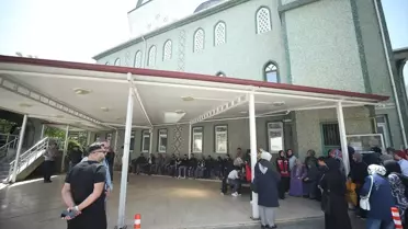 Kargo gemisi faciasında hayatını kaybeden stajyerin cenazesi toprağa verildi