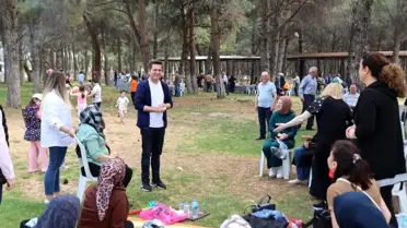Tavas Belediye Başkanı Kadir Tatık, 1 Mayıs Emek ve Dayanışma Günü'nde personeliyle piknikte buluştu