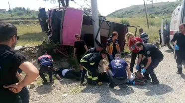 Antalya'da Safari Tur Araçları Çarpıştı: 12 Turist ve 3 Personel Yaralandı