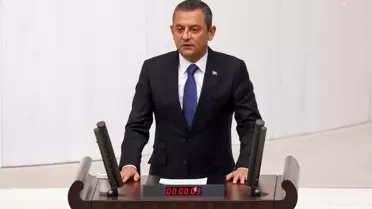 CHP Genel Başkanı Özgür Özel, şehit Piyade Astsubay Kıdemli Çavuş Ata Göçmen'in ailesine başsağlığı diledi