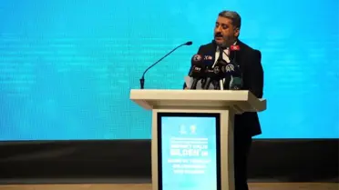 AK Parti Diyarbakır İl Başkanı Mehmet Raşit Ocak, DEM'li belediyelerin işçi çıkarmalarına tepki gösterdi