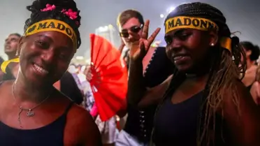 Madonna, Copacabana Plajı'nda 1.5 Milyon Kişiye Ücretsiz Konser Verdi