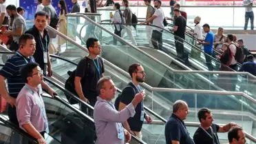 Guangzhou'da düzenlenen Kanton Fuarı'na rekor sayıda uluslararası alıcı katıldı