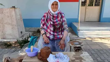 Dont Destisi'nin son ustası Güllü Yaman öğrencilere el sanatlarını öğretti