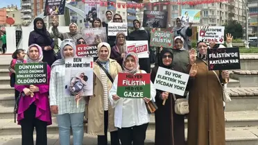 AK Parti Kadın Kolları, Gazze'deki Anneler İçin Basın Açıklaması Yaptı