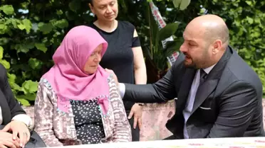 Atakum Belediye Başkanı Serhat Türkel, Anneler Günü'nde şehit anneleri ve emekçi kadınlarla buluştu