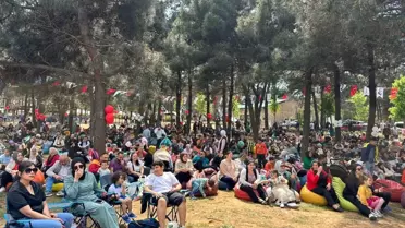 Sancaktepe Belediyesi Anneler Günü'ne Özel Eğlenceli Program Düzenledi