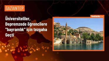 Gaziantep Üniversitesi Öğrencileri Depremzedelere Yardım İçin Elbise Satıyor