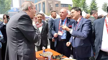 TOBB Genel Kurulu öncesinde Erzurum standında coğrafi işaretli ürünler ikram edildi