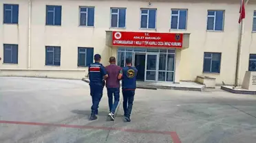 Afyonkarahisar'da aranan şahıs 17 yıl 13 ay hapis cezası ile yakalandı