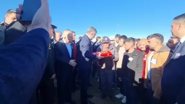 Pençe-Kaplan Operasyonu'nda şehit olan Piyade Sözleşmeli Onbaşı Recep Kabala son yolculuğuna uğurlandı