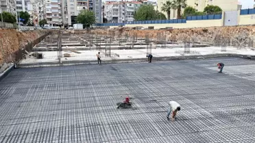 Karabağlar Belediyesi, Yeşilyurt Pazaryeri'nde çalışmalarına devam ediyor