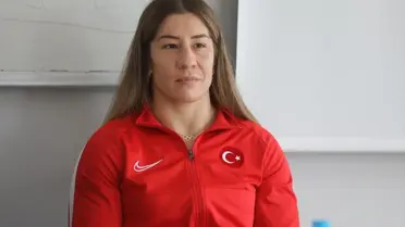 Yasemin Adar Yiğit, Paris 2024 Olimpiyat Oyunları'na altın madalya hedefiyle hazırlanıyor