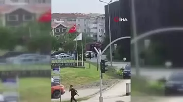 Yalova'da nikah dairesinin asma tavanı çöktü: 4 yaralı