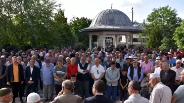 Konya'dan Hacı Adayları Kutsal Topraklara Uğurlandı