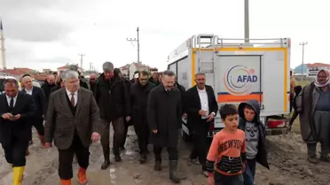 Eskişehir Valisi ve Heyeti, Dolu Zararı Gören Bölgeleri Ziyaret Etti