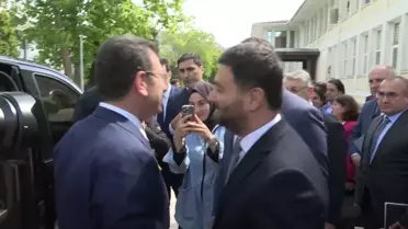İmamoğlu, Kağıthane Belediye Başkanı Mevlüt Öztekin'i tebrik etti
