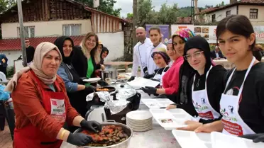 Amasya'da Kadın Girişimciler ve Üniversiteliler Türk Mutfağı Haftası Etkinliği Düzenledi