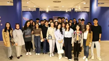 İmzalı Kitaplar Müzesi'nde Yazar Aytül Akal Söyleşi Yaptı