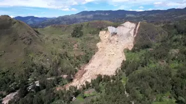 Papua Yeni Gine'deki Heyelan Felaketinde Binlerce Kişi Toprak Altında Kaldı