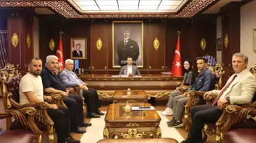 Trabzon'un Of ilçesinde başarılı sporculara ödül verildi