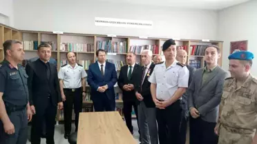 Tokat'ın Niksar ilçesinde Şehit Uğur Bora Kütüphanesi açıldı
