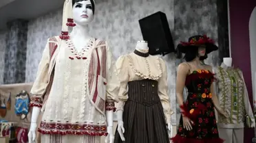 Kartepe'de Kadınlar El Emeği Ürünlerini Sergiledi