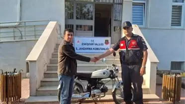 Eskişehir'de Çalınan Motosiklet Sahibine Teslim Edildi
