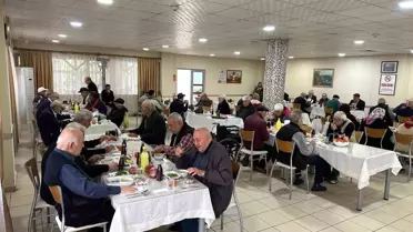 Adanalı Kebapçı Sosyal Projelerle Yardım Dağıtıyor