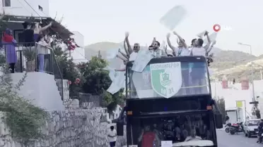 Bodrum'da şampiyonluk coşkusu: Binlerce taraftar kenti yeşil-beyaza bürüdü