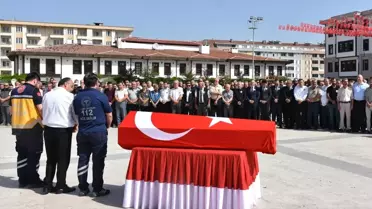 Sinop'ta trafik kazasında hayatını kaybeden ambulans sürücüsü defnedildi