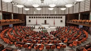 TSK personeliyle ilgili kanun teklifi Meclis'ten geçti! Emeklilik ve servis detayı dikkat çekti