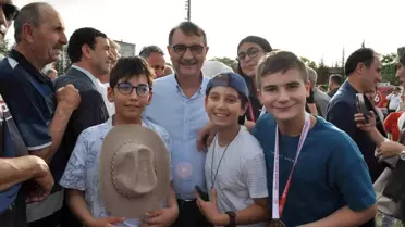 Köksal Toptan, Zonguldak'ta Eczane Açtı