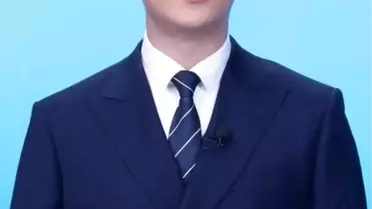 86 Yaşındaki Dev Kaplumbağa Öğrencileri Korkuttu