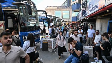 Köylüler Kaymakama Dert Yandı