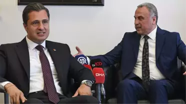 Siyasi partilerde bayramlaşma ziyareti! CHP'li ismin sözleri soğuk rüzgarlar estirdi