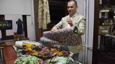Trabzonlu Mimar Emre Karadeniz, Türkiye'de Üretilen Kumaşları Kayıt Altına Alıyor
