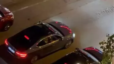 Erkenci Kırmızı Dut İlgi Çekiyor