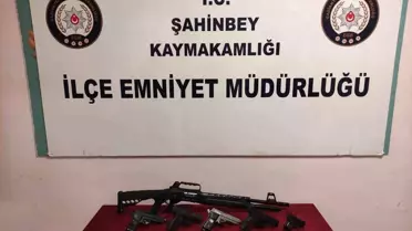 Gaziantep'te 2 Adrese Yapılan Operasyonda 6 Silah Ele Geçirildi, 4 Şüpheli Gözaltına Alındı