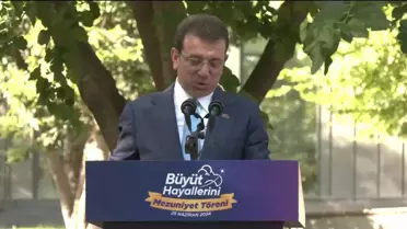 İstanbul Vakfı'nın Büyüt Hayallerini Projesi Mezunlarını Kutladı